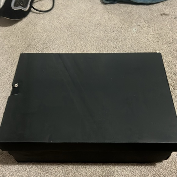 Addidas shoes.  Men’s:10 - Picture 6 of 6